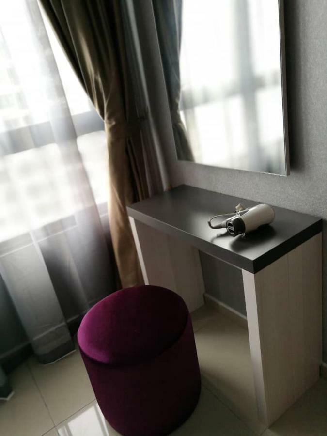 Vince'S Icity Soho Homestay Water Park Red Carpet Shah Alam Light City Central Buitenkant foto